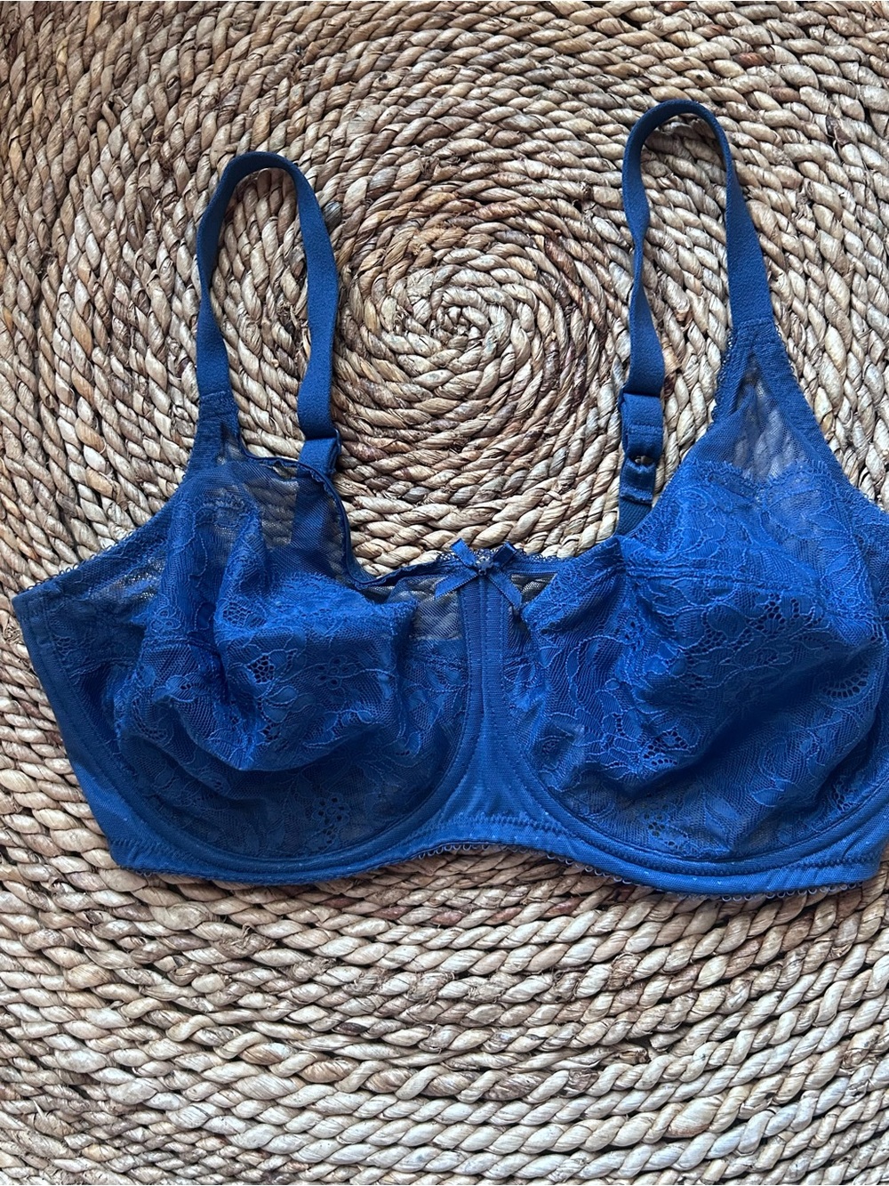 Wacoal Deep Blue Lace Underwire Bra, Size 36DDD